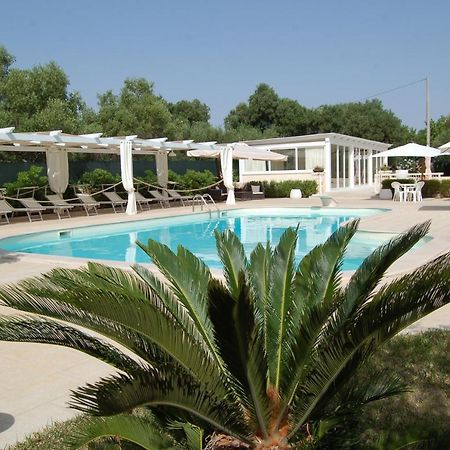 Tenuta Verdolivo Остуни Екстериор снимка